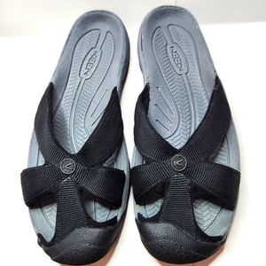 Keen Womens black Bali slip on Sz 9.5